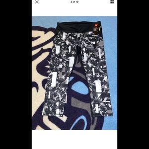 Under Armour Heatgear Capri Print
